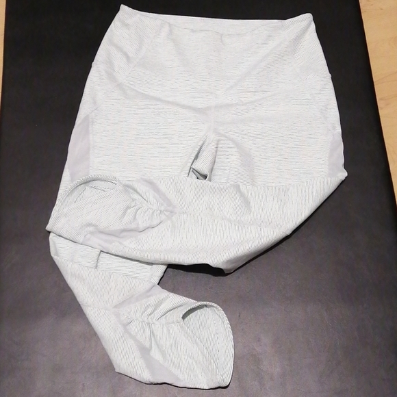 Zella fitted capris